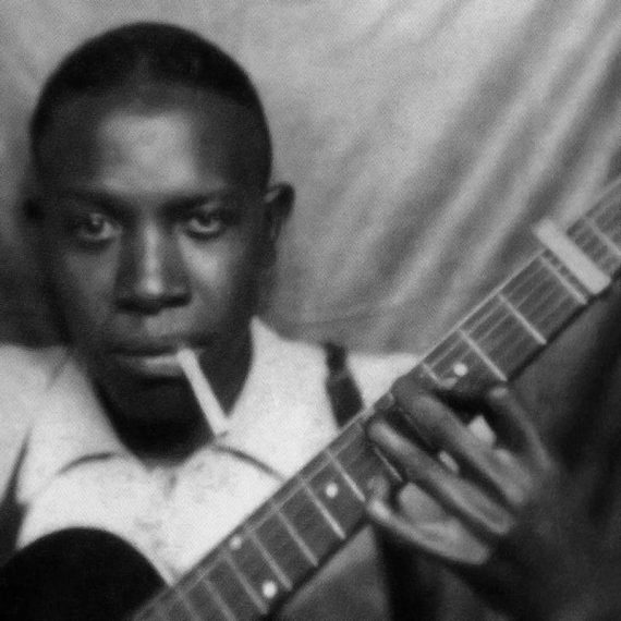 Robert Johnson 102 años de Blues