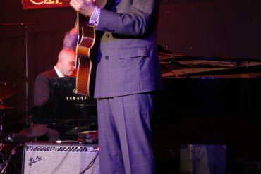 JOHN PIZZARELLI SALA CLAMORES