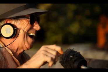 Keith Richards y su Reggae con “Words of Wonder / Get Up Stand Up” para la fundación Playing For Change