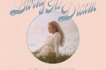 Hailey Whitters lanza una edición del Living The Dream