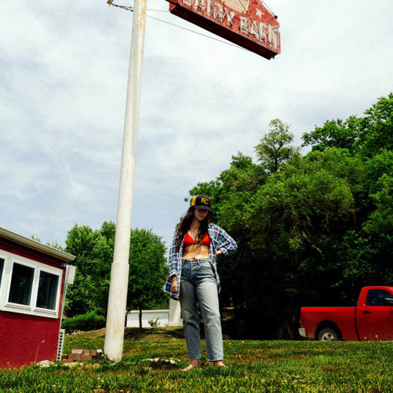 Waxahatchee lanza nuevo disco, Tigers Blood