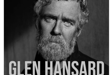 Glen Hansard presentará All That Was East Is West of Me Now en Valencia, Santiago, Azkena y Barcelona