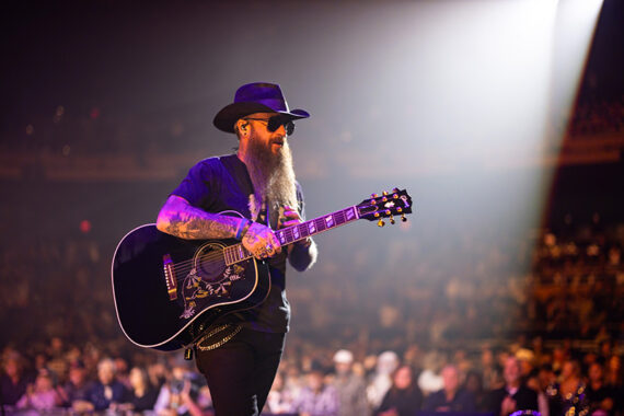 Cody Jinks lanza nuevo disco, Change The Game